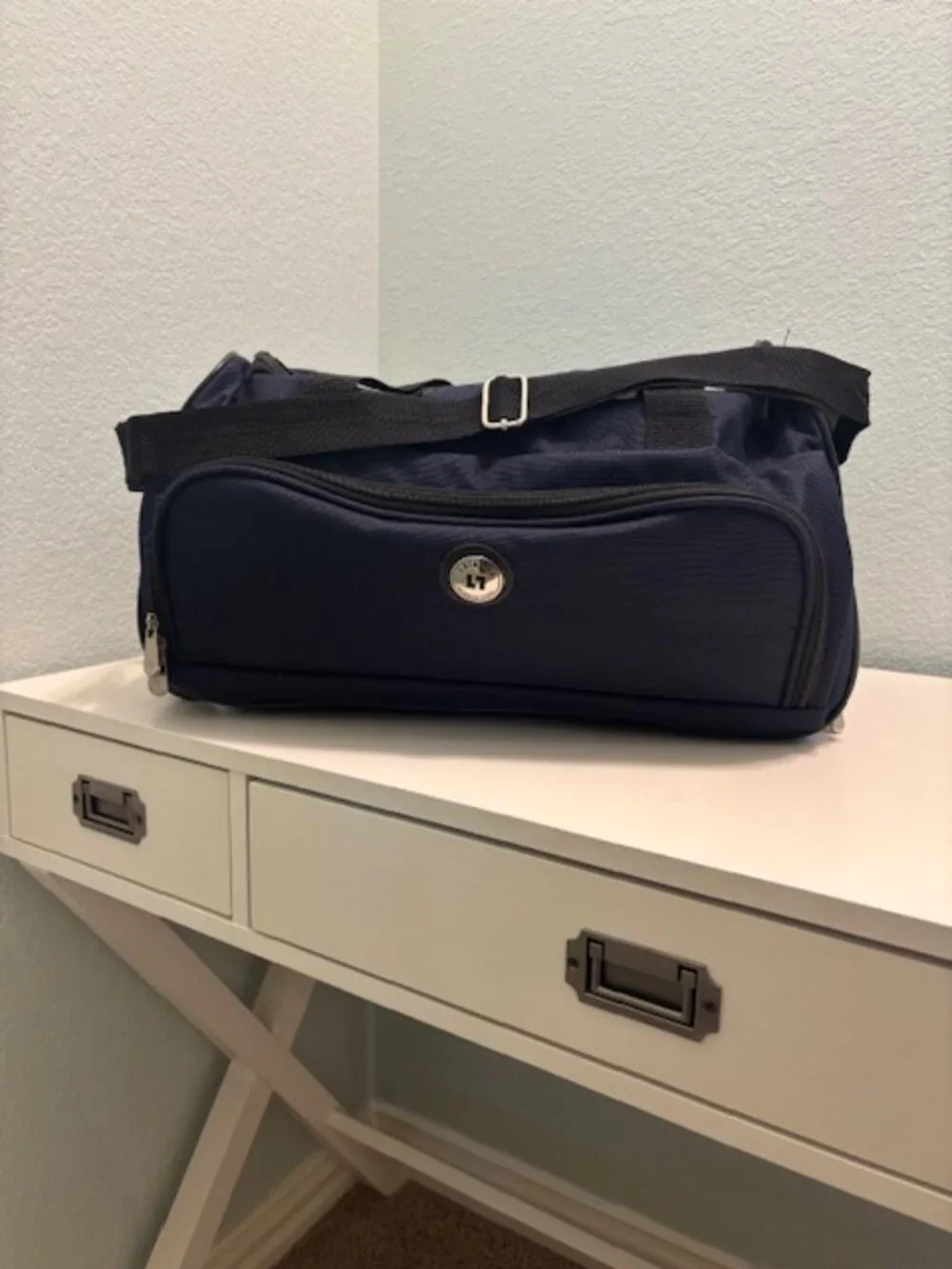 Oleg Cassini Navy Blue Travel Weekend Luggage Duffle Bag Rolling Wheels - SALE!